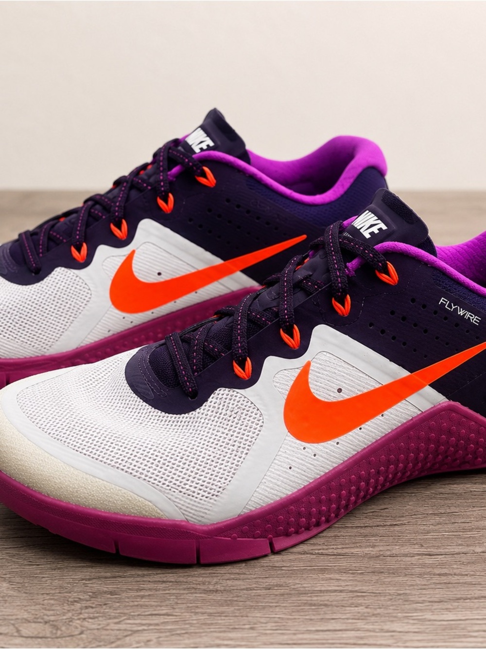 Nike Metcon Women's White Purple Orange Flywire Training Shoes Size 8